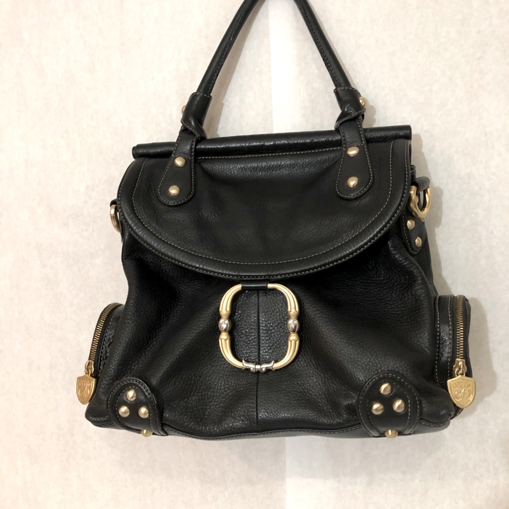 Cettu Genuine Leather Satchel Bag.